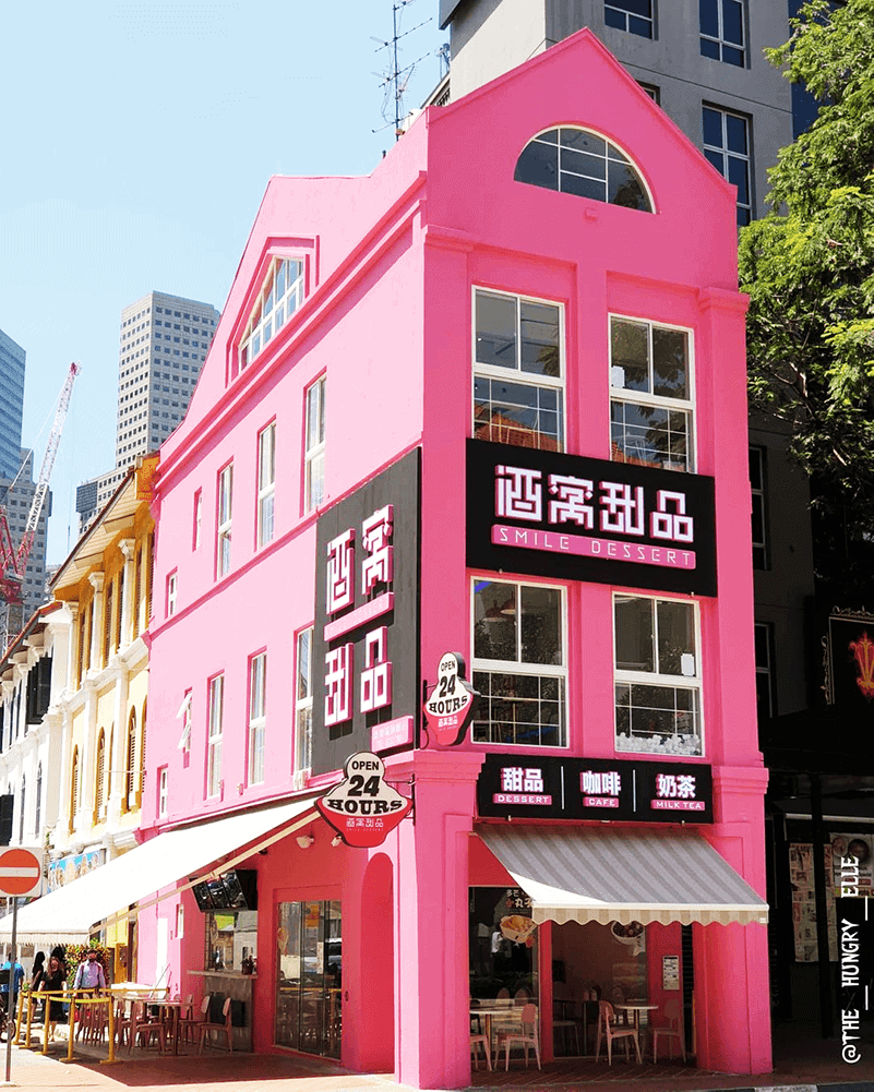 pink cafe 1