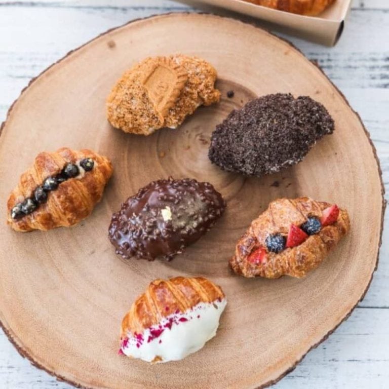 Simplicité by Fresh Fruits Lab immerses you in Parisian cafe vibes