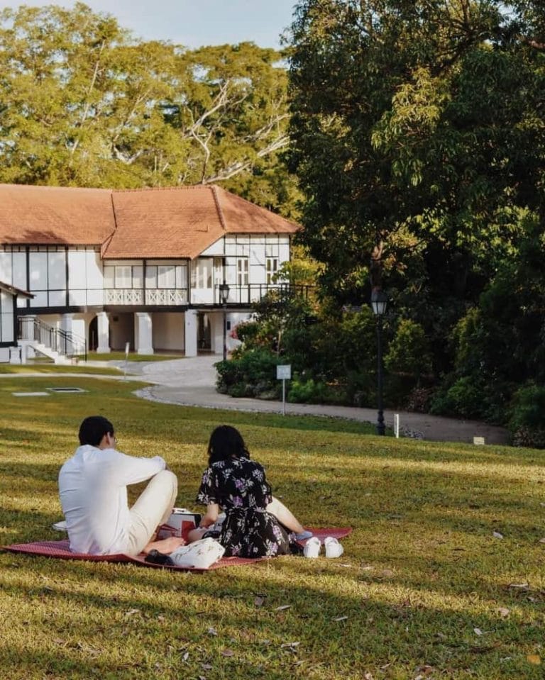 21 scenic Picnic Spots in Singapore for a charming picnic with a view