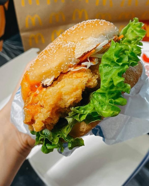 McDonald’s launches Crispy “Hainanese Chicken” Burger for National Day
