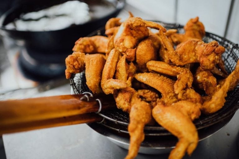 Popular Eng Kee Chicken Wings brings S1.30 fried wings to Beauty World