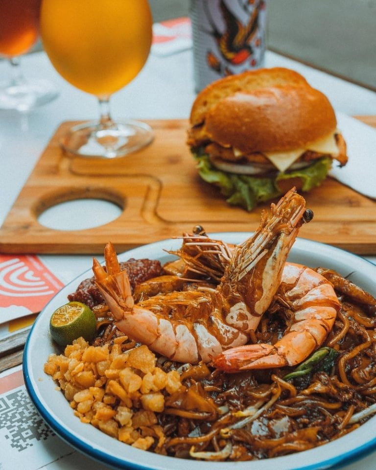 Good Luck Beerhouse at Haji Lane is closing, has 1for1 deals til 28 Oct