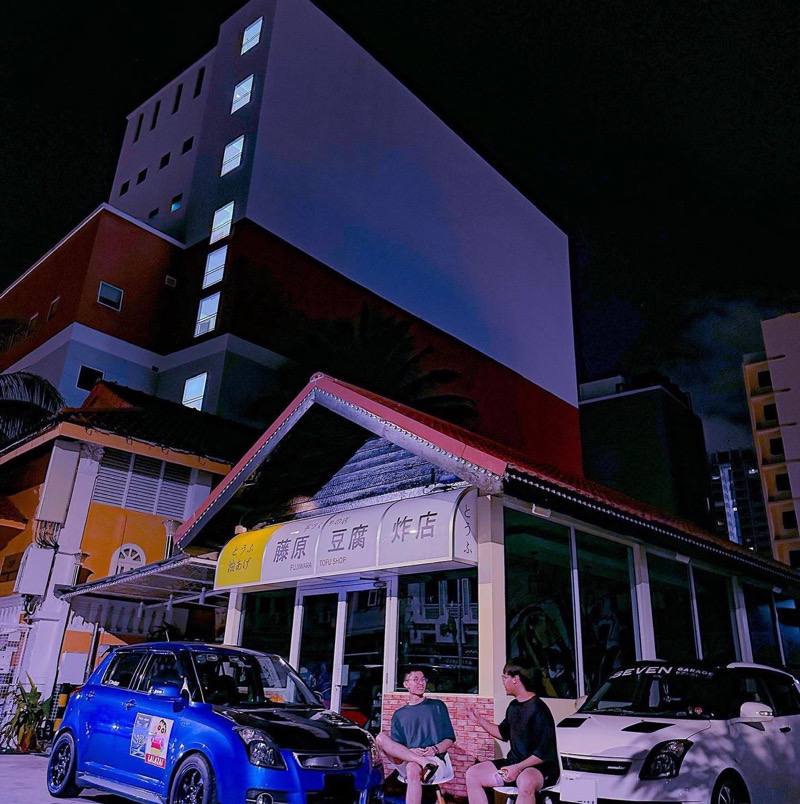 Fujiwara Tofu Cafe Opens to Hundreds of 'Initial D' Series Fans in