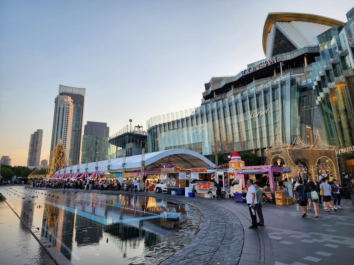 Bangkok shopping malls