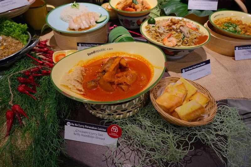 Things to do this Weekend - F1 Exhibition 2 - Food Republic Jewel Changi Airport