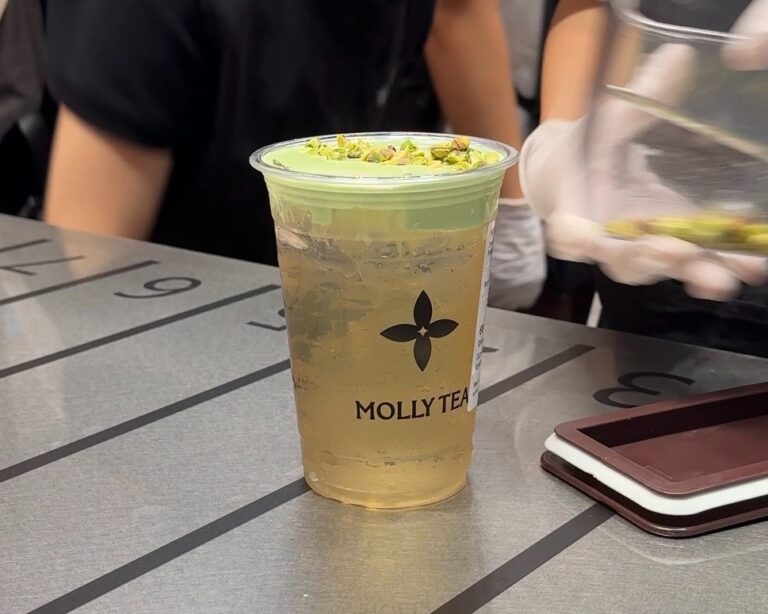 Mogy Tea Is Molly Tea worth all the hype? Here’s what we think