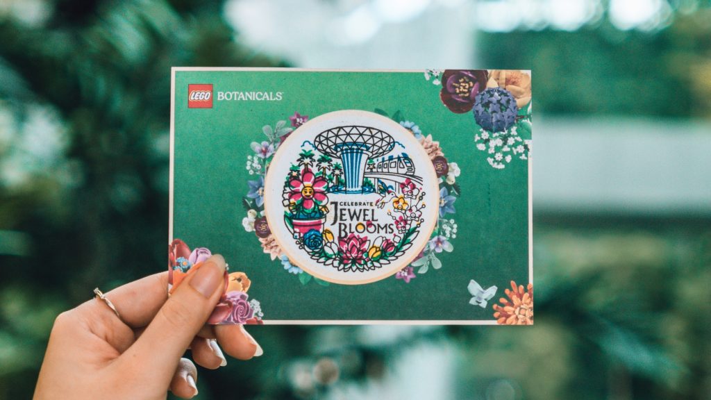 Jewel Blooms 