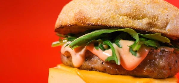 Between Buns Deli 
