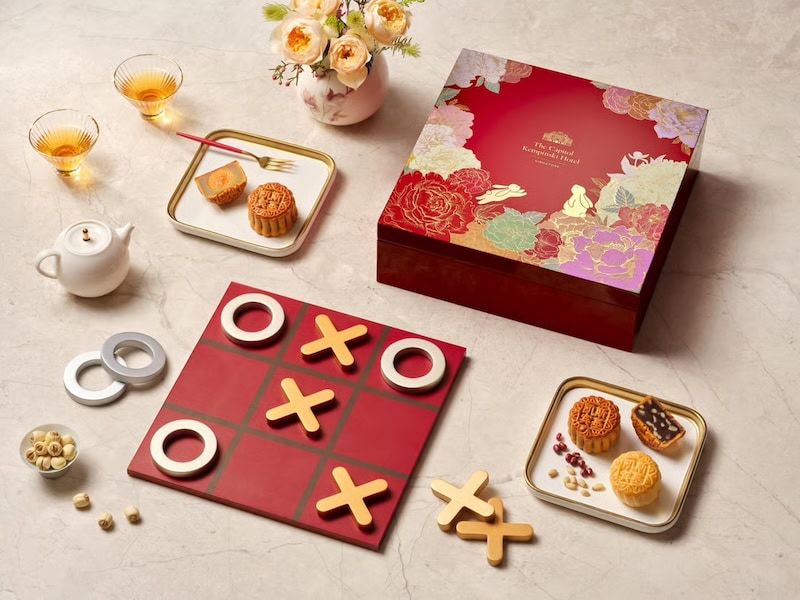 Mooncake Gifts 2026 - The Capitol Kempinski Hotel Singapore Tic-Tac-Toe