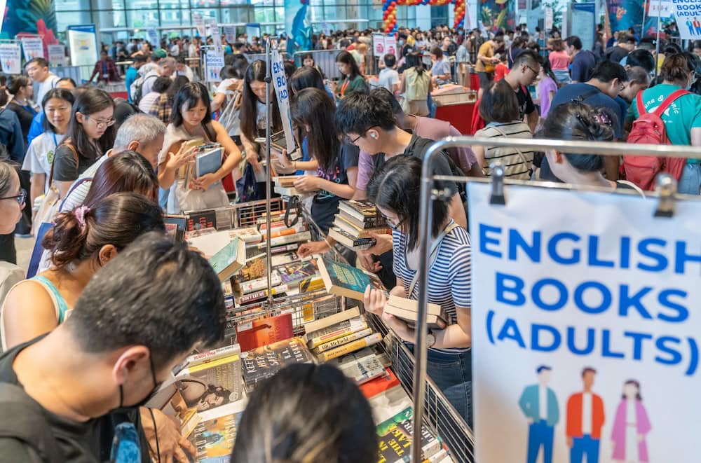 ReadSG Challenge - Big Book Giveaway