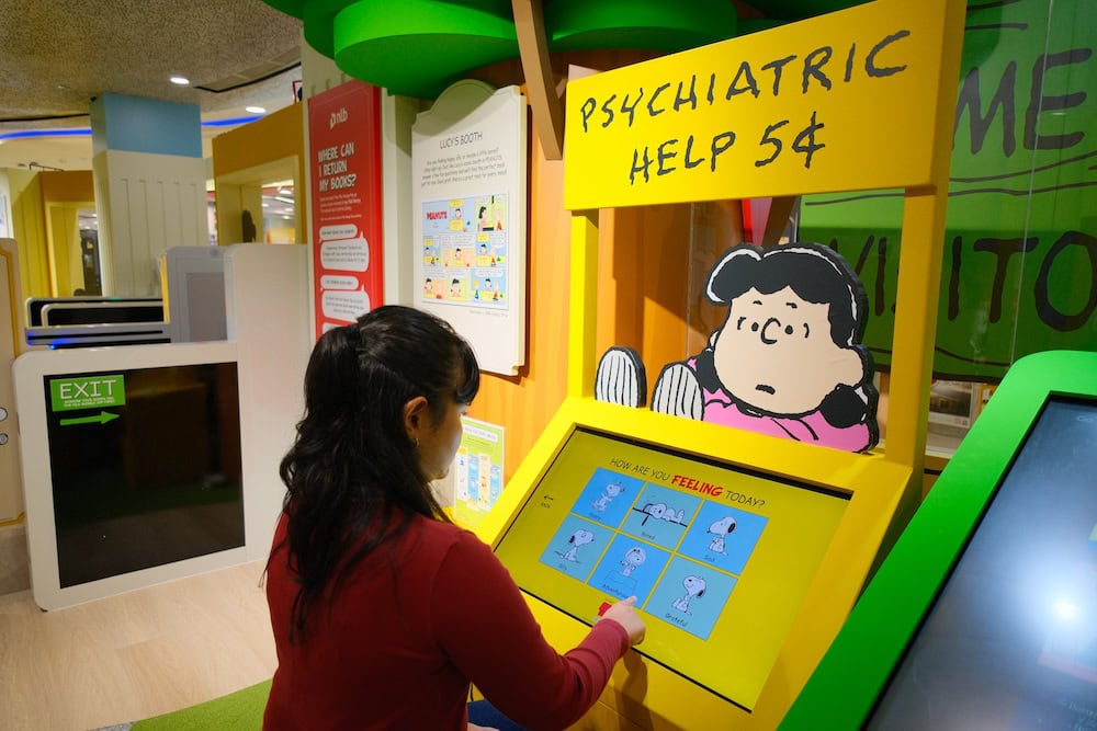 Snoopy Pop-up Library - Lucy Booth